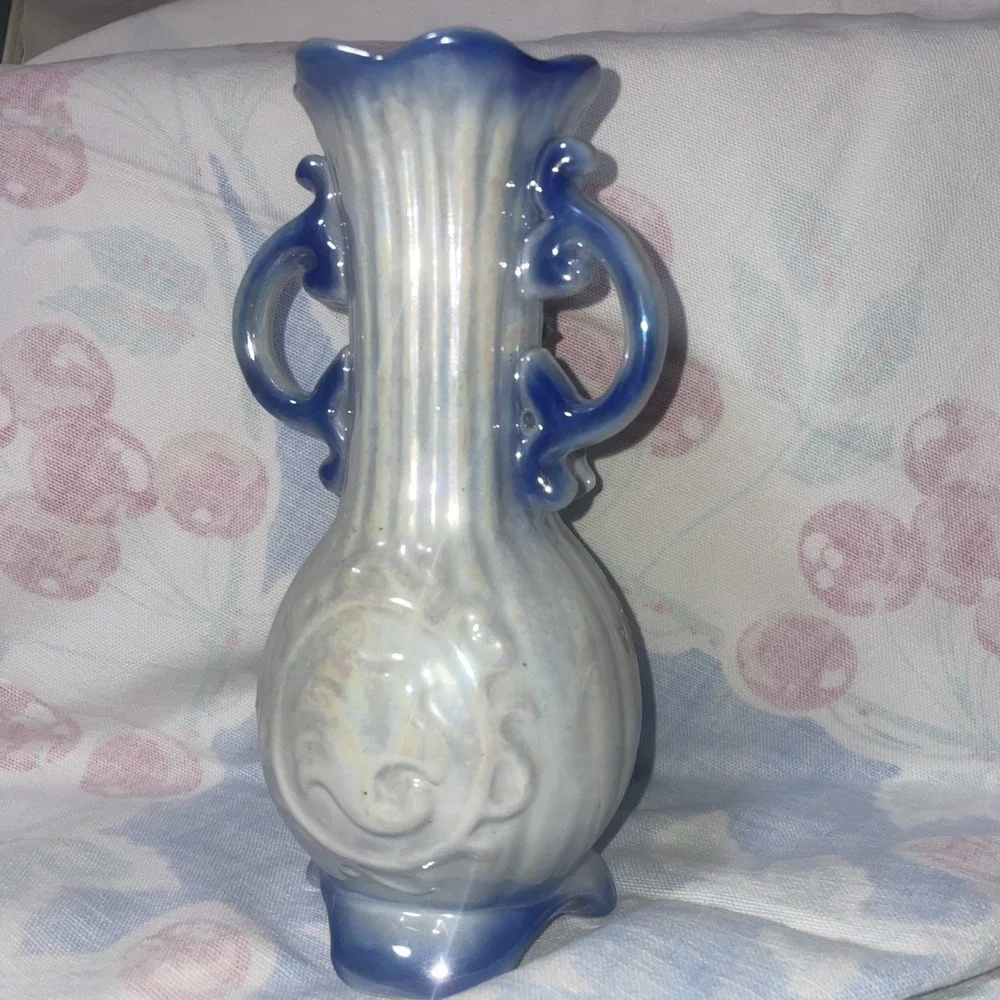 Vase Lusterware Iridescent Hand Painted‎ Floral Rose Cottagecore VTG
